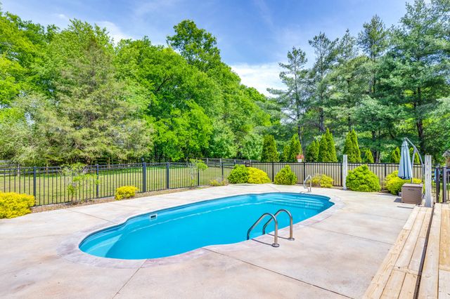 2118 Sue Ln, Spring Hill, TN 37174
