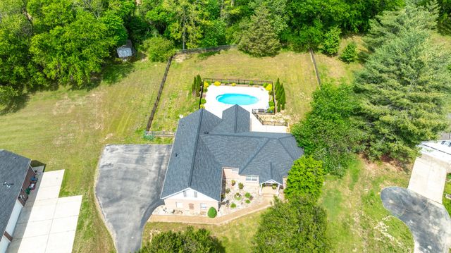2118 Sue Ln, Spring Hill, TN 37174