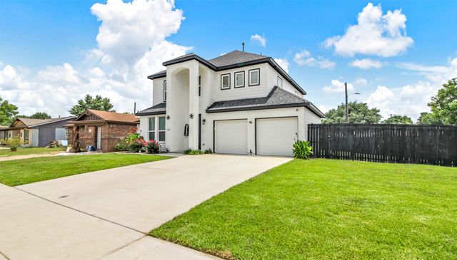 610 Parker Circle, Garland, TX 75040
