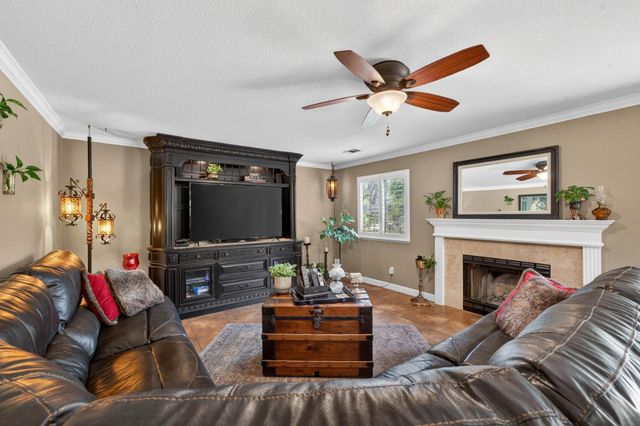 1728 Calle Campana, Roseville, CA 95747