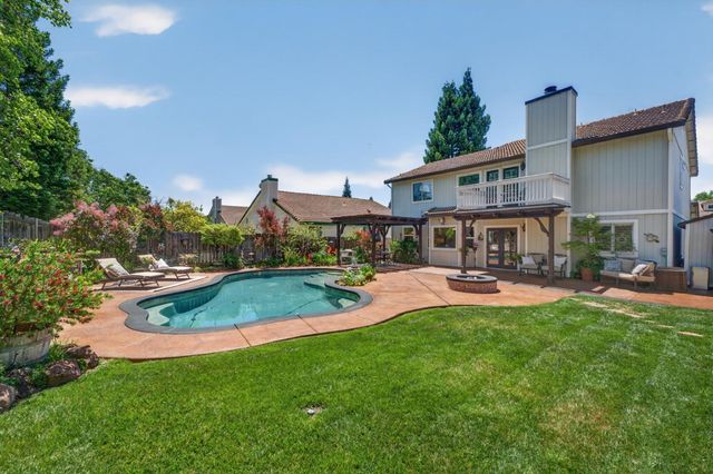 1728 Calle Campana, Roseville, CA 95747