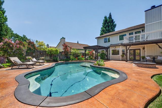 1728 Calle Campana, Roseville, CA 95747