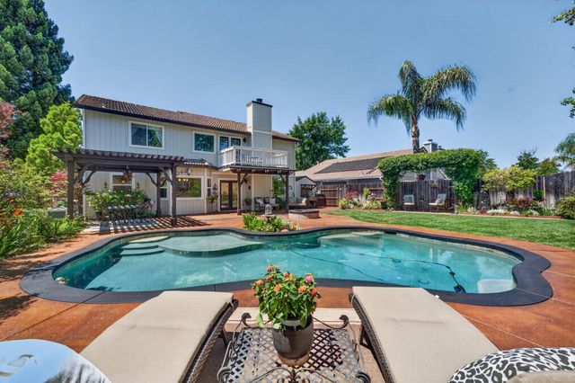 1728 Calle Campana, Roseville, CA 95747