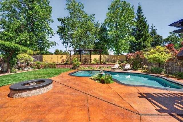 1728 Calle Campana, Roseville, CA 95747