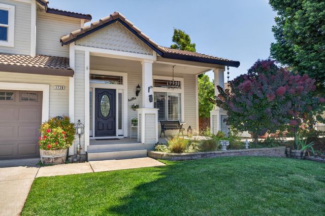 1728 Calle Campana, Roseville, CA 95747