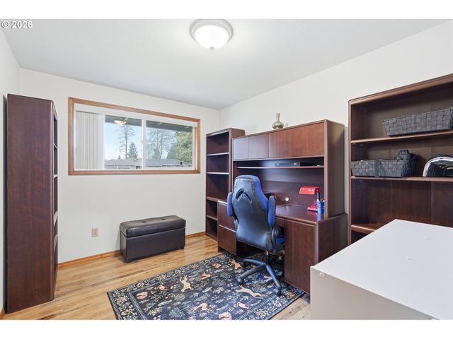 16825 Sw CAMBRIDGE Ct, Beaverton, OR 97078