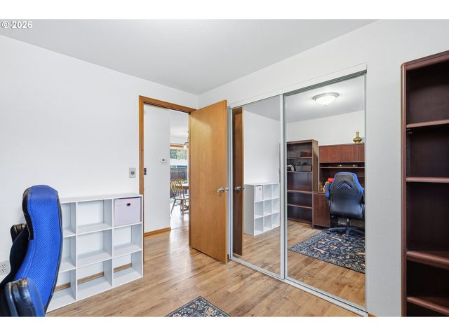 16825 Sw CAMBRIDGE Ct, Beaverton, OR 97078