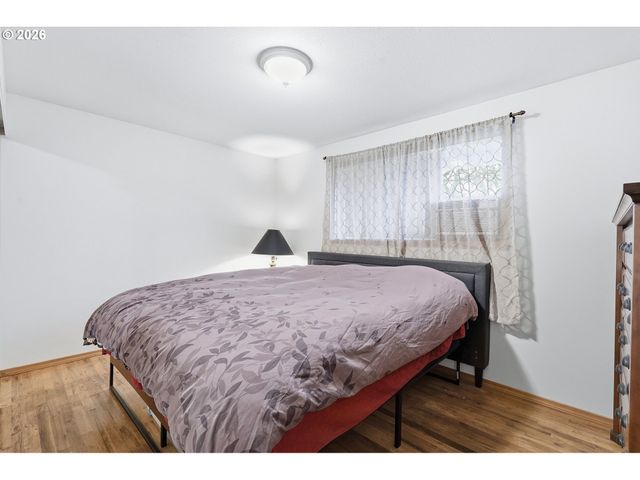 16825 Sw CAMBRIDGE Ct, Beaverton, OR 97078