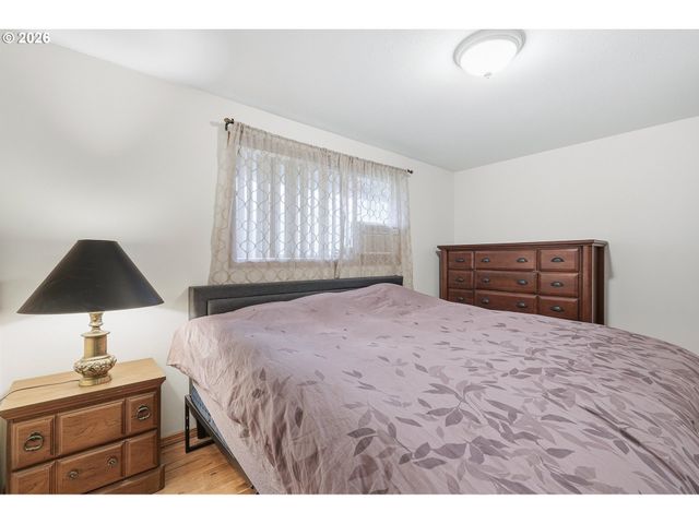 16825 Sw CAMBRIDGE Ct, Beaverton, OR 97078