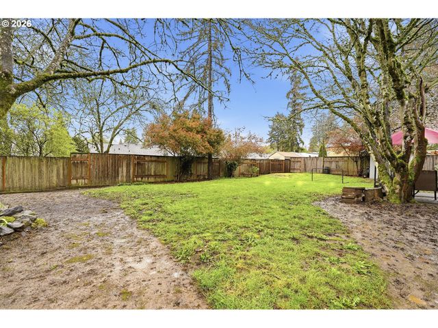 16825 Sw CAMBRIDGE Ct, Beaverton, OR 97078