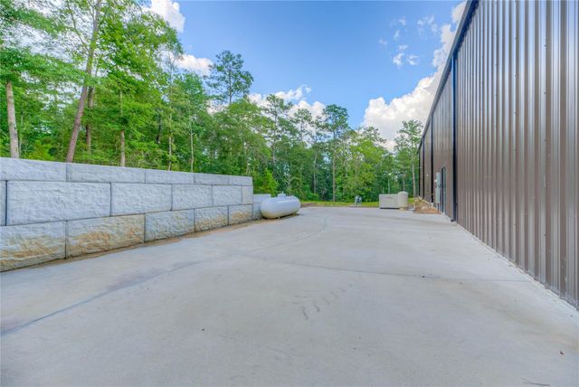 6855 W Fm 942, Livingston, TX 77351