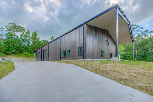 6855 W Fm 942, Livingston, TX 77351