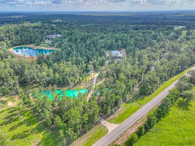 6855 W Fm 942, Livingston, TX 77351