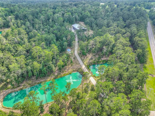 6855 W Fm 942, Livingston, TX 77351