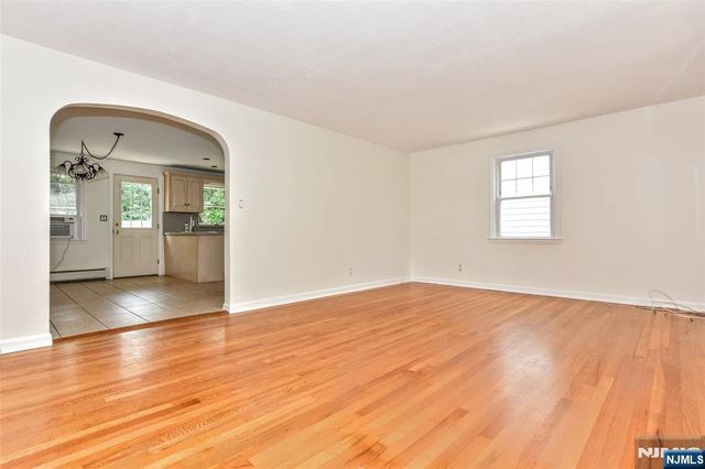 101 Madison Avenue 1st Floor, Midland Park, NJ 07432