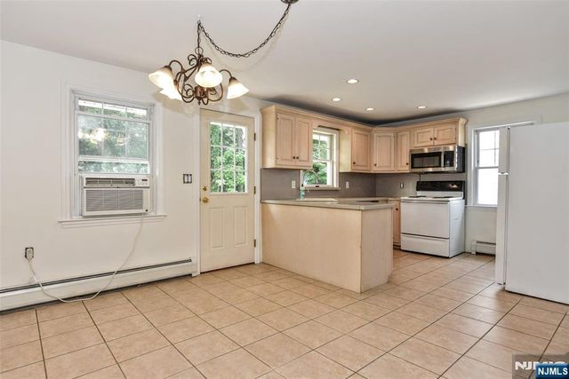 101 Madison Avenue 1st Floor, Midland Park, NJ 07432