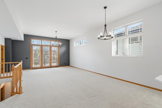 22 Windswept Way, Fitchburg, WI 53719