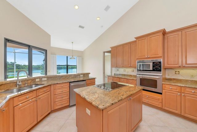 2012 ISLAND ESTATES DRIVE, Parrish, FL 34219