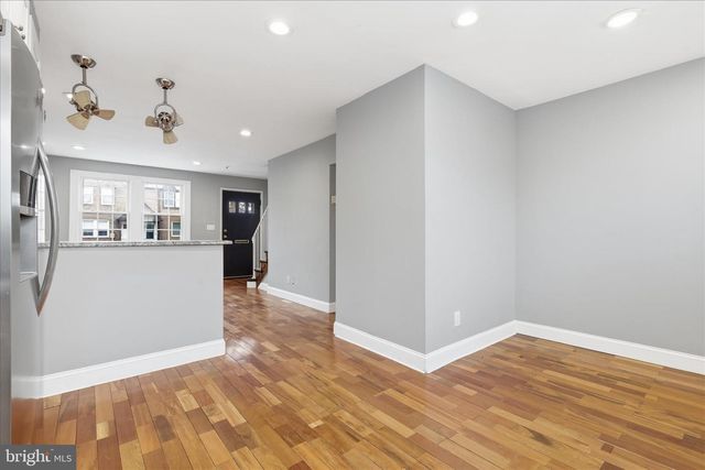 814 S OAK ST, Arlington, VA 22204