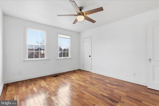 814 S OAK ST, Arlington, VA 22204