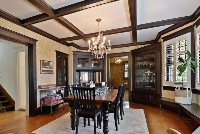 404 Washington Street, Valparaiso, IN 46383