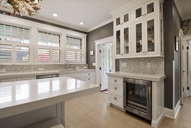 404 Washington Street, Valparaiso, IN 46383