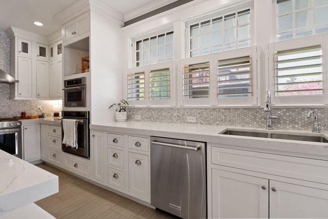 404 Washington Street, Valparaiso, IN 46383