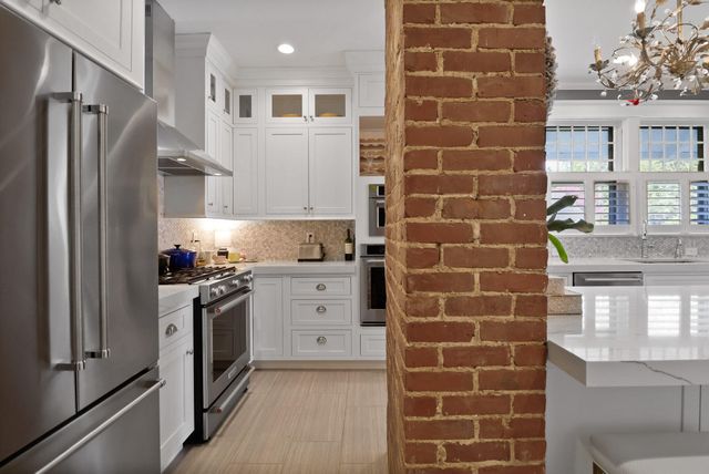 404 Washington Street, Valparaiso, IN 46383