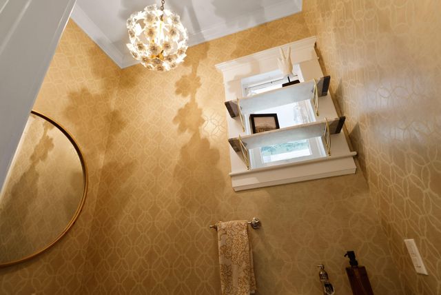 404 Washington Street, Valparaiso, IN 46383