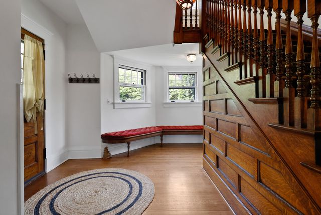 404 Washington Street, Valparaiso, IN 46383