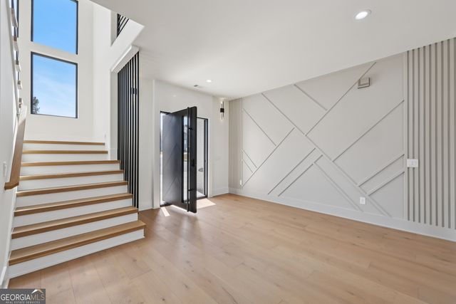 93 Rocky Ridge Way, Auburn, GA 30011