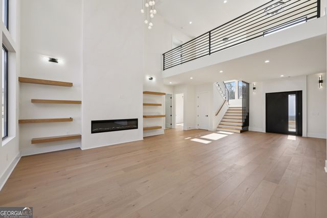 93 Rocky Ridge Way, Auburn, GA 30011