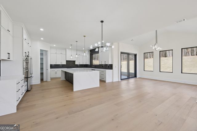 93 Rocky Ridge Way, Auburn, GA 30011