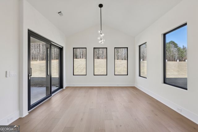 93 Rocky Ridge Way, Auburn, GA 30011