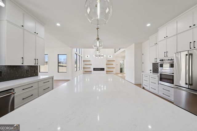 93 Rocky Ridge Way, Auburn, GA 30011