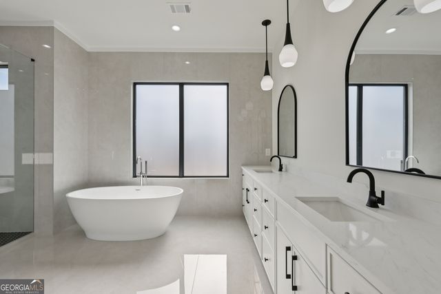 93 Rocky Ridge Way, Auburn, GA 30011