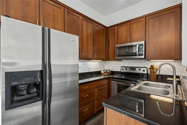 4031 Holland Avenue D, Dallas, TX 75219