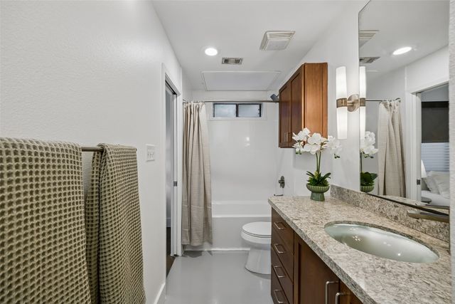 4031 Holland Avenue D, Dallas, TX 75219