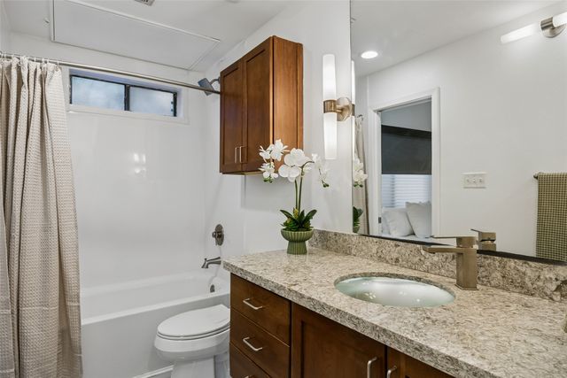 4031 Holland Avenue D, Dallas, TX 75219