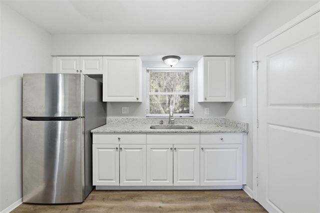 170 W CRYSTAL LAKE AVENUE, Lake Mary, FL 32746