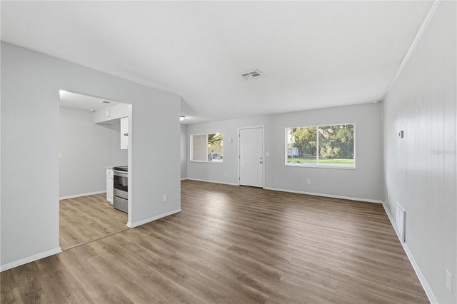 170 W CRYSTAL LAKE AVENUE, Lake Mary, FL 32746