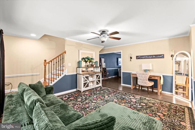 135 WASHINGTON ST, Locust Grove, VA 22508