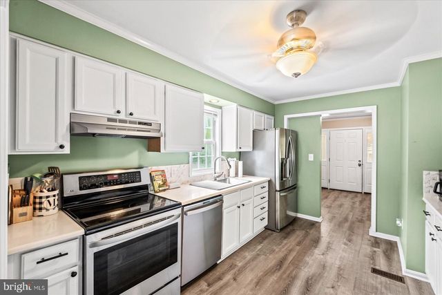135 WASHINGTON ST, Locust Grove, VA 22508