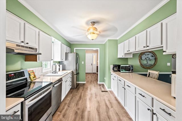 135 WASHINGTON ST, Locust Grove, VA 22508