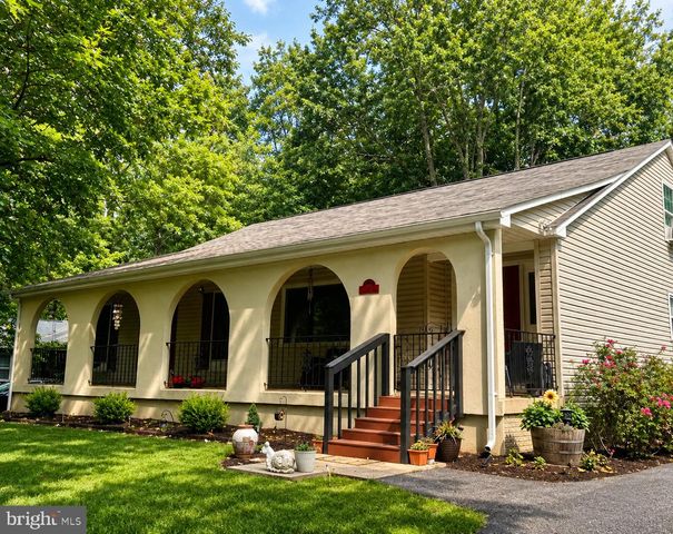 135 WASHINGTON ST, Locust Grove, VA 22508