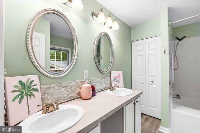 135 WASHINGTON ST, Locust Grove, VA 22508