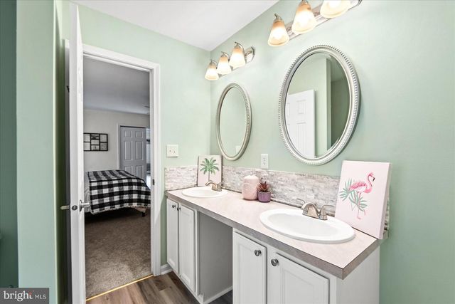 135 WASHINGTON ST, Locust Grove, VA 22508