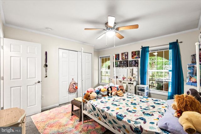 135 WASHINGTON ST, Locust Grove, VA 22508