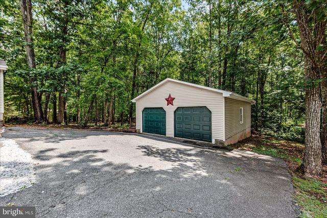 135 WASHINGTON ST, Locust Grove, VA 22508