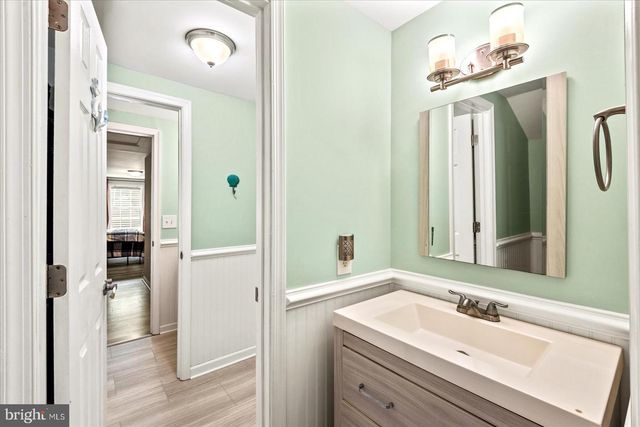 135 WASHINGTON ST, Locust Grove, VA 22508